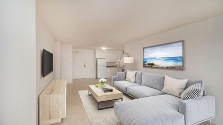 All-Inclusive Studios, 1, 2 & 3 Beds Near uOttawa | Lees O-Train - Photo 2