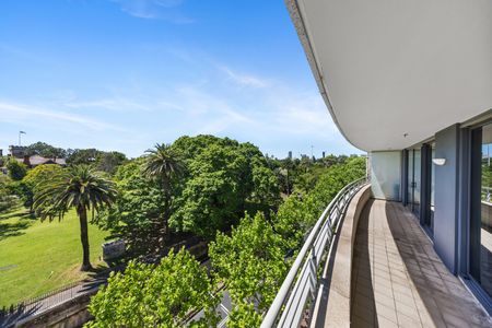 72/5 Macquarie Street, Sydney NSW 2000 - Apartment For Rent | Domain - Photo 3