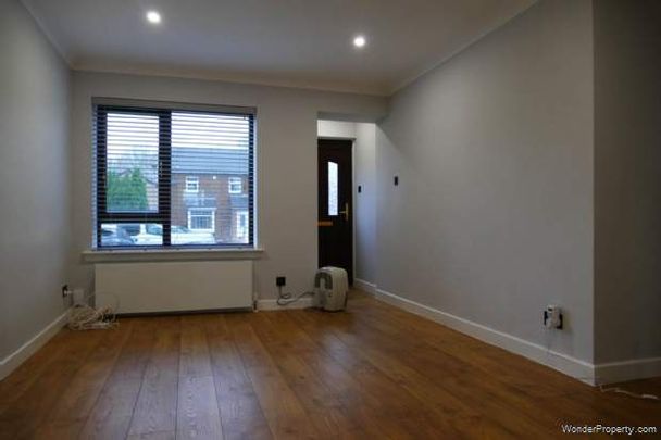 2 bedroom property to rent in Irvine - Photo 1