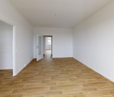 Frisch renoviert, sofort bezugsfertig mit Aussicht zum Petersberg - Foto 1