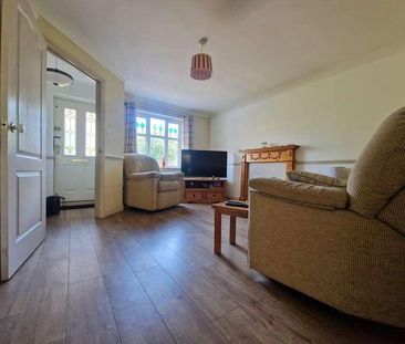 Tutor Close, Hamble, Southampton, Hampshire, SO31 - Photo 2