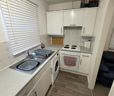 1 bedroom flat to rent - Photo 6