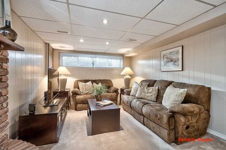 For Lease - 1261 Richards Crescent, Oakville, Ontario - Photo 3