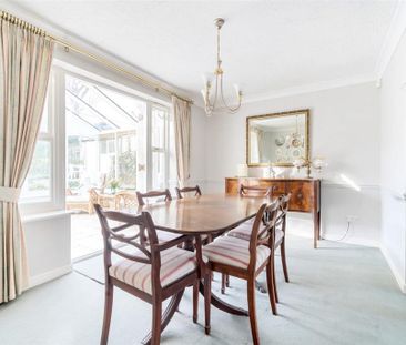 4 bedroom detached house to rent - Photo 1