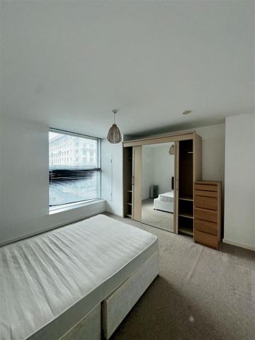2 bedroom apartment to rent - Photo 2