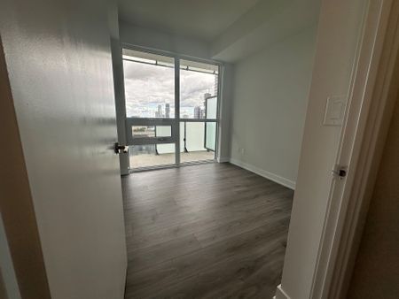 For Lease - 4130 parkside village Drive Unit# 1204, Mississauga, Ontario - Photo 4