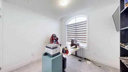 For Lease - 7 Elkington Crescent Unit# Upper, Whitby, Ontario - Photo 4