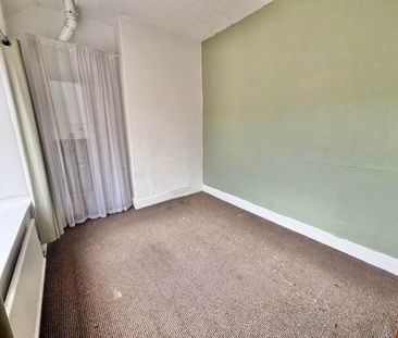 Glyn Gaer Road - Photo 4