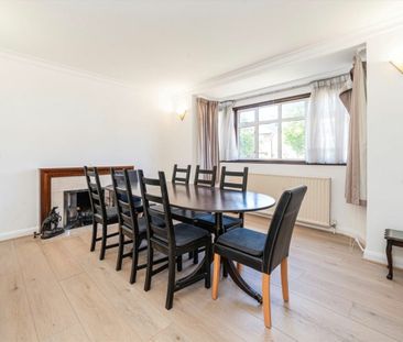 Ashbourne Road, W5, London - Photo 1