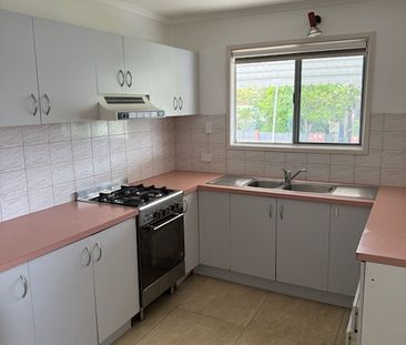 26 Sparkes Road, Bray Park QLD 4500 - House For Rent | Domain - Photo 5