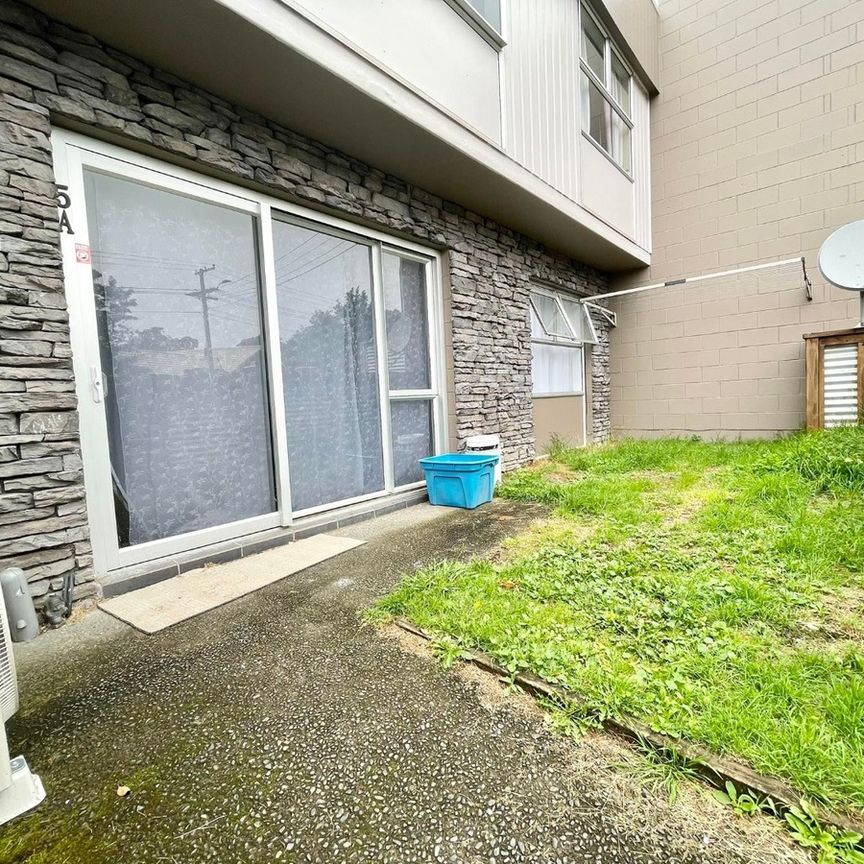 Cute on Carrington - Photo 1