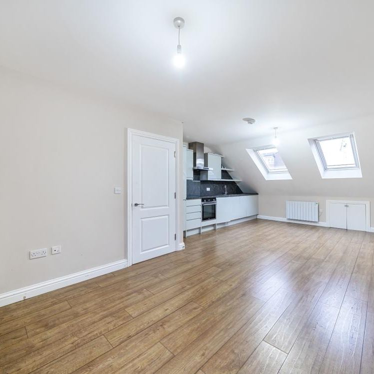 Backwater Place, Kingston KT1 - Photo 1