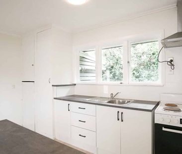 Fresh, Bright & Convenient Living - Photo 3