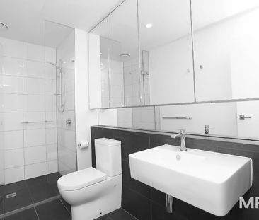 Luxury townhouse in the heart of Doncaster - Photo 6