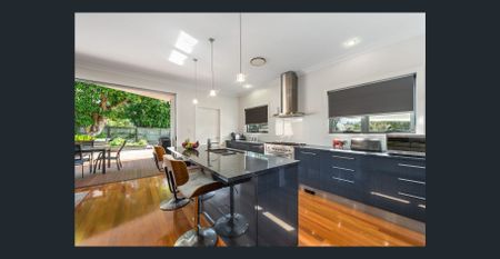 Coastal living made easy! - Photo 3