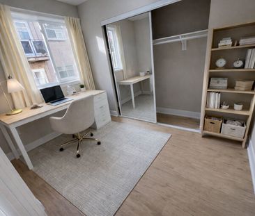 For Lease - 31 Huron Heights Drive Unit# 3, Newmarket, Ontario - Photo 2