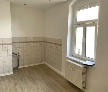 Helle, aufwendig renovierte, kleine 3-Zimmer-Wohnung in Radebeul-Ost! Auf Wunsch eigener Garten! - Photo 1