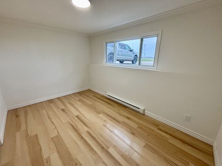 For Lease - 70986 B Line, South Huron, Ontario - Photo 5