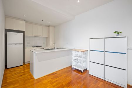 Welcome to your new home in the heart of the city! - Photo 4