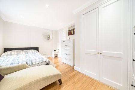 Belgrave Gardens, St Johns Wood, NW8, London - Photo 2