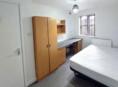 6 bedroom private hall to rent - Photo 5