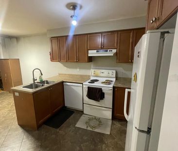 For Lease - 16 Freedom Oaks Trail, Brampton, Ontario - Photo 6