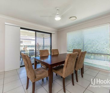 Modern 4-Bedroom Family Retreat in the Heart of North Lakes - Photo 3