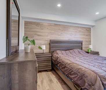 For Lease - 484 Kelvedon Mews, Mississauga, Ontario - Photo 3