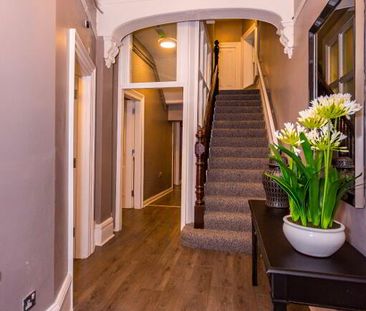 Room 4, 34 Northland Road, Londonderry, BT48 7NA - Photo 4