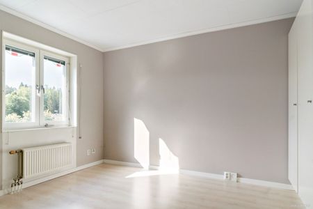 Vreta backe, Tumba - Foto 4