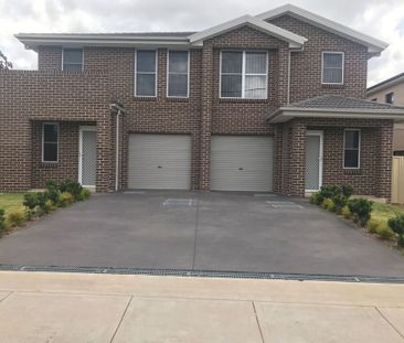 Great Location - 4 Bedroom Duplex - Photo 6