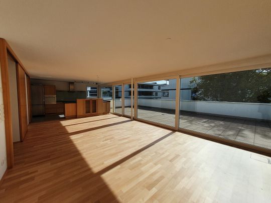 Traumhafte, helle 4-Zimmer-Penthouse-Wohnung in schöner Lage in Lauterach - Photo 1