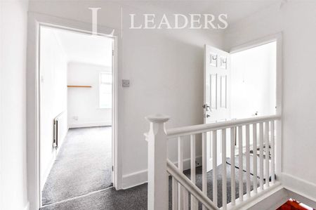 1 bedroom apartment to rent Bennett Road, Bournemouth, Dorset, BH8 - Photo 5