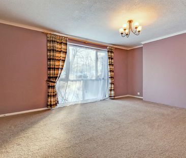 A 3 Bedroom House in Hatherley GL51 3LG - Photo 1