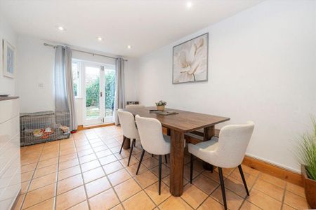 4 bedroom house to rent - Photo 2