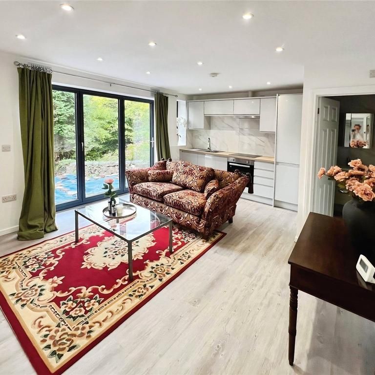 1 bedroom flat to rent - Photo 1