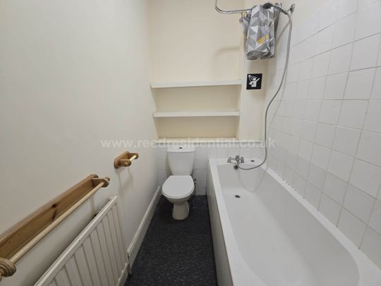 Ailsa Road, Westcliff On Sea - Photo 1