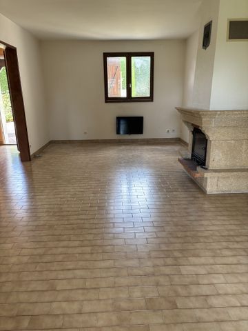 Location Maison 4 pièces 84m² DARDILLY 69570 - Photo 2