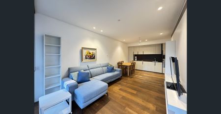 LEVEL 4 | MODERN & FURNISHED TWO-BEDROOM APARTMENT WITH STUNNING VIEWS | CONNOR @ CENTRAL PARK - Photo 4