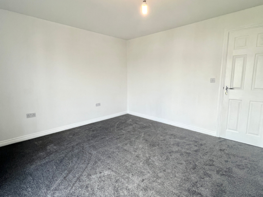 The Rookery, Grays, RM20 3HB, Property for rent - Photo 1