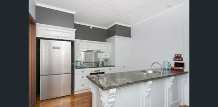 18 Garrick Street, WEST END - Photo 3