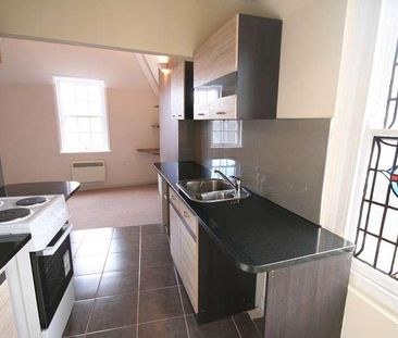 Cambridge Street, Wellingborough, Northamptonshire, NN8 - Photo 1