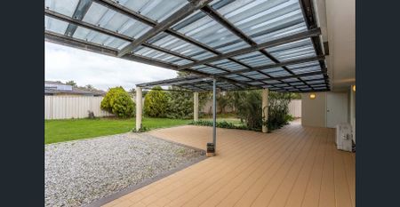 Seaside Comfort in Ocean Reef – Spacious Family Home! - Photo 3