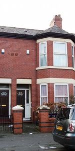 Newly Refurbished 5 Bed Furnished Student Let - Photo 4