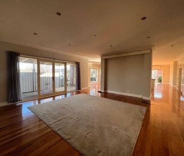 Neat & Tidy Family Home - Photo 4