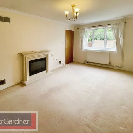 Laceys Way, Duxford - Photo 1