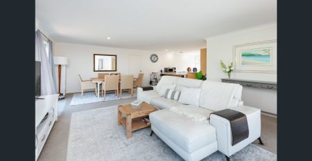 Cottage-Style Duplex in the Heart of Paradise Point - Photo 4