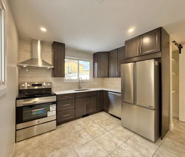 For Lease - 973 Eiffel Avenue, Mooneys Bay - Carleton Heights and A... - Photo 1