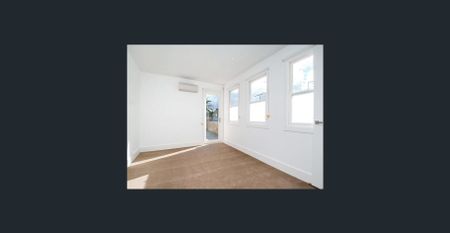 Home in the heart of Carlton North - Photo 5