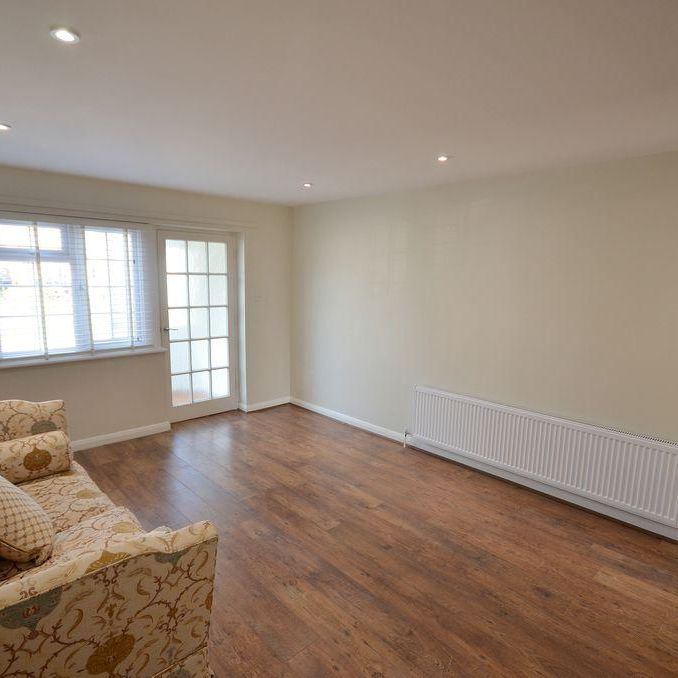 2 bedroom terraced house to rent - Photo 1